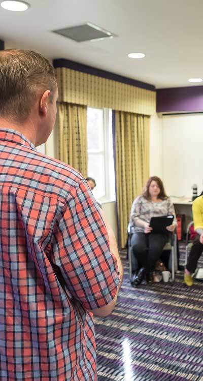 leadership-training-alan-speaking